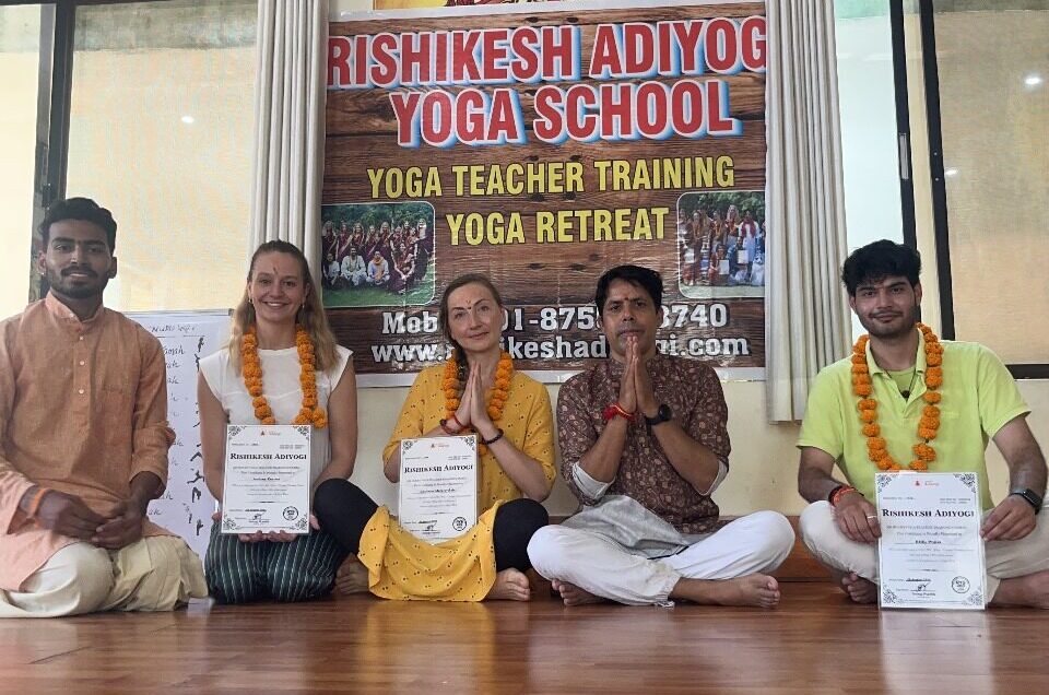 3 Days Yoga Retreat in Rishikesh - Rishikesh Adiyogi