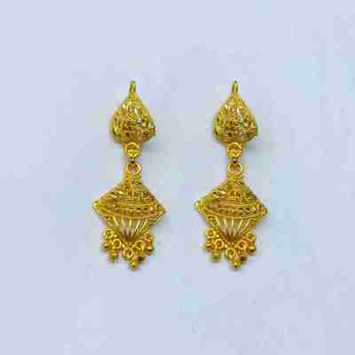 Leaf with Square Gold Earrings Profile Picture