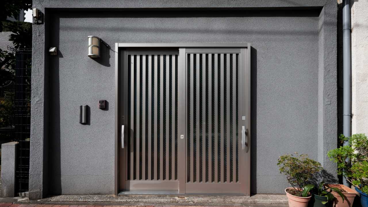 How do Electric Gates Enhance Security in Homes and Businesses? | Zupyak