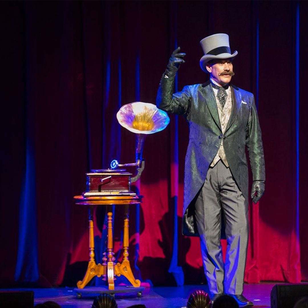 The Rising Trend of Magicians Adding Gadgets into Magic Shows