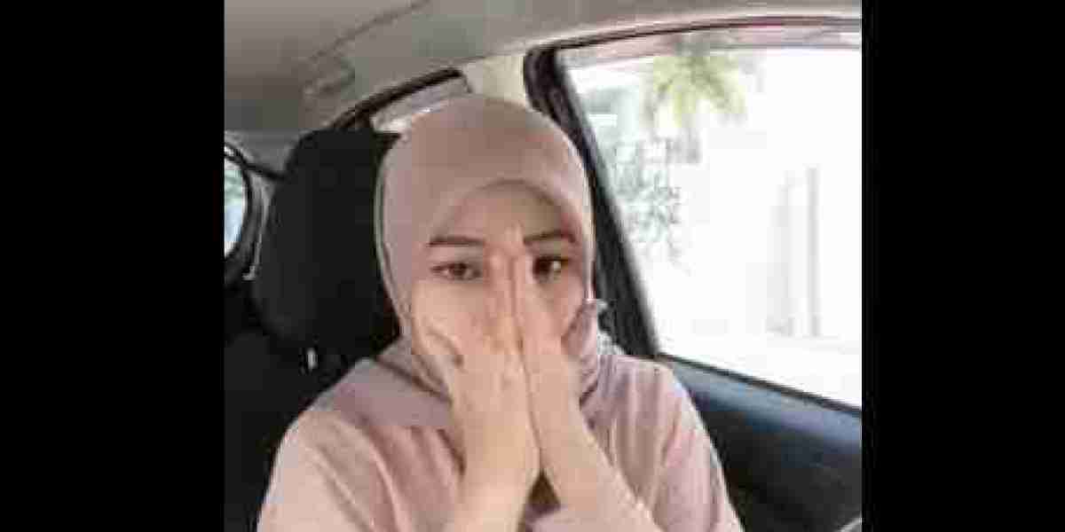 Wanita menangis ditawar gaji RM1,600 kerja di Kuala Lumpur walaupun miliki ijazah saujana muda “Baik aku balik kampung”