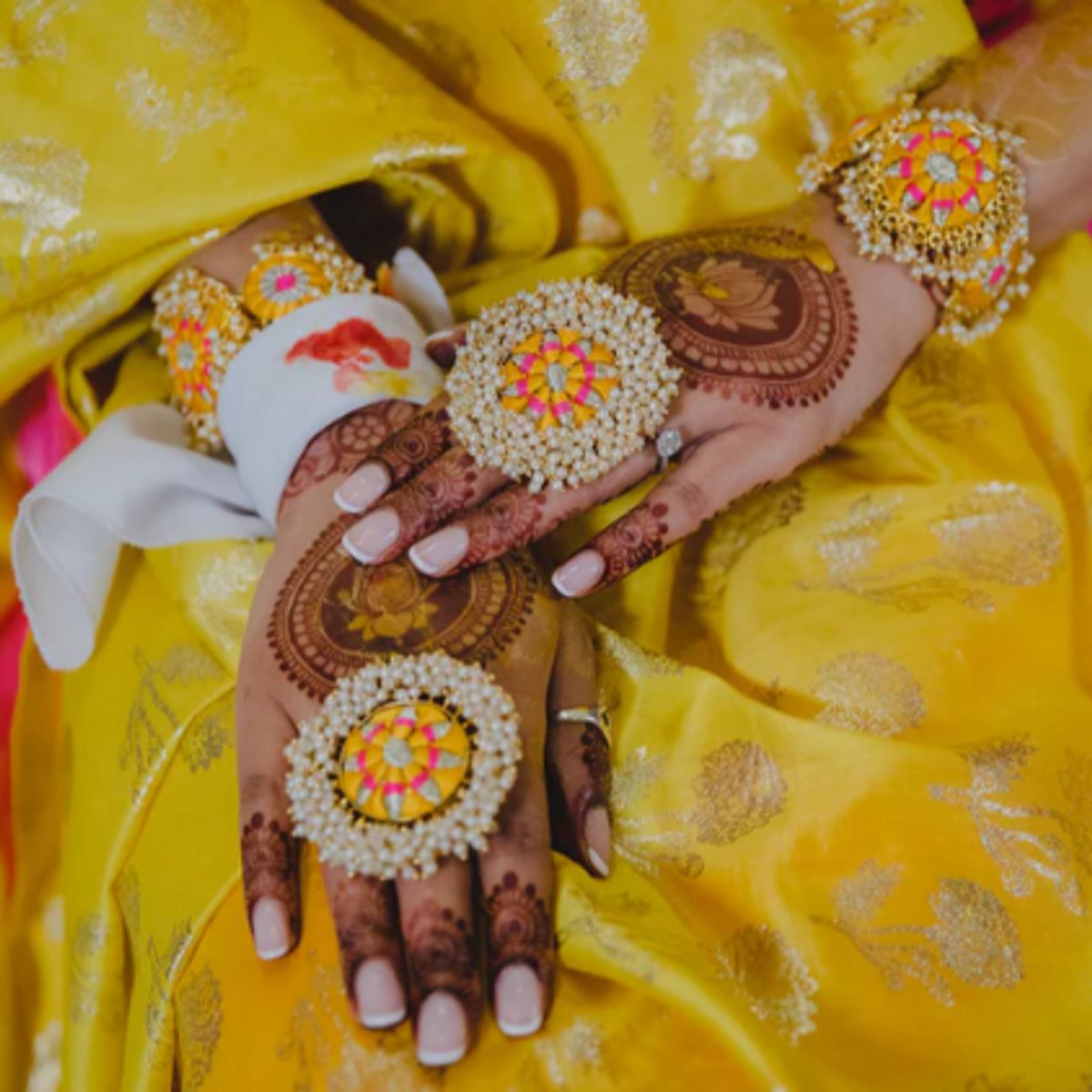 Mehndi Jewellery: The Timeless Appeal of Flower Jewellery for Brides — Red Dot Jewels - Buymeacoffee