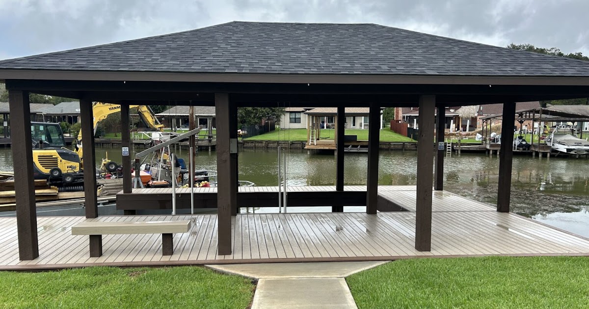 What Do Professional Boat House Builders Actually Do For You