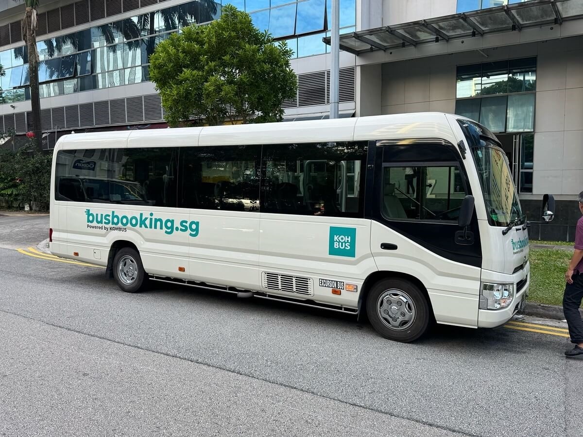 Bus Charter Singapore Price Guide: 5 Things to Must Know