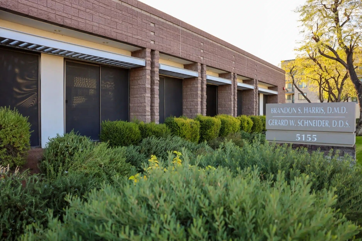 Find the Right Dentist in Biltmore Phoenix | New Patient Guide