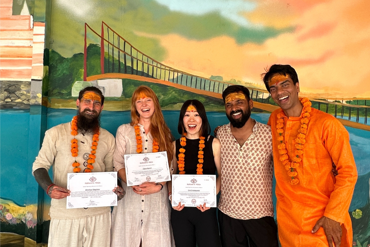 100 Hour Yoga Teacher Training In Rishikesh - Karmatic Yoga