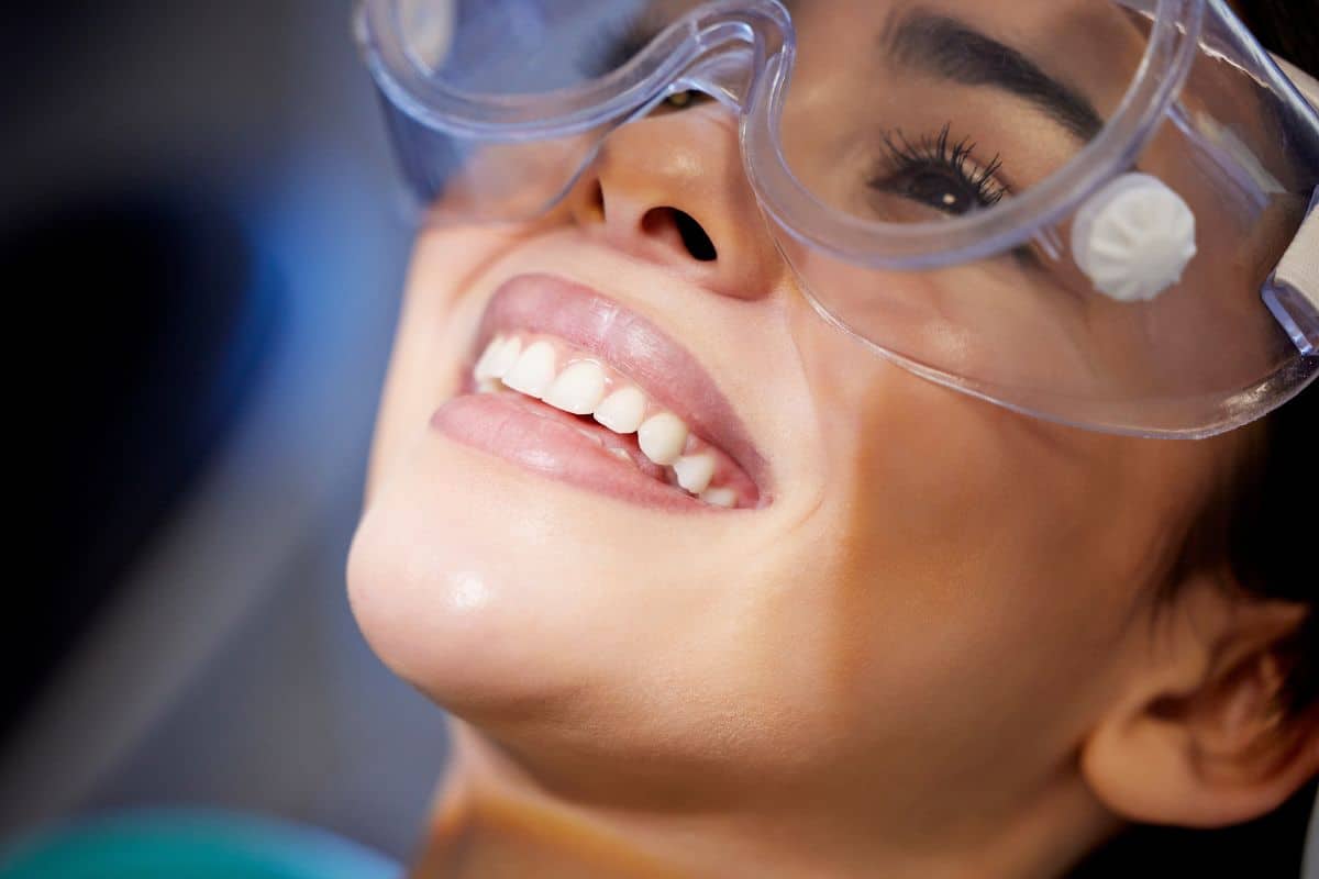 Best Teeth Whitening Options for Sensitive Teeth in Phoenix