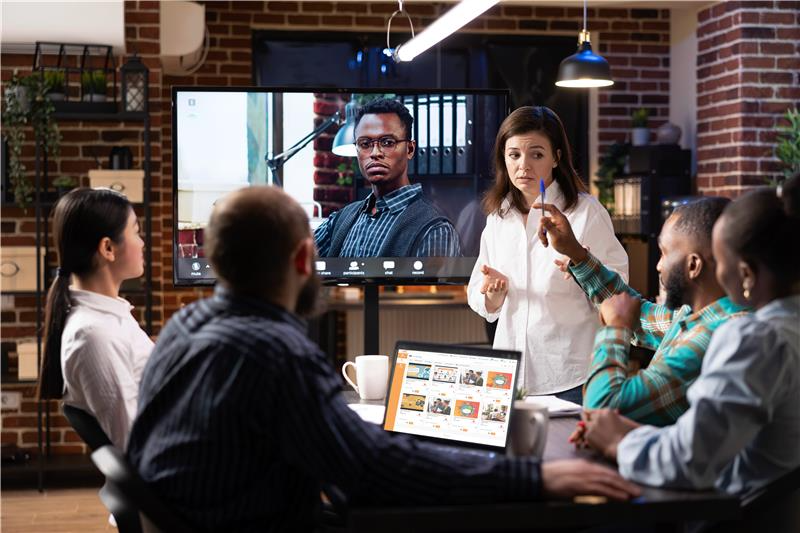 Customer Service Training: 6 eLearning Trends for 2026 | CXE