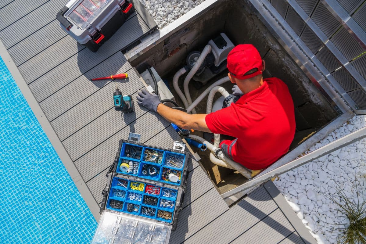 When Your Commercial Pool Needs Repair or Replastering