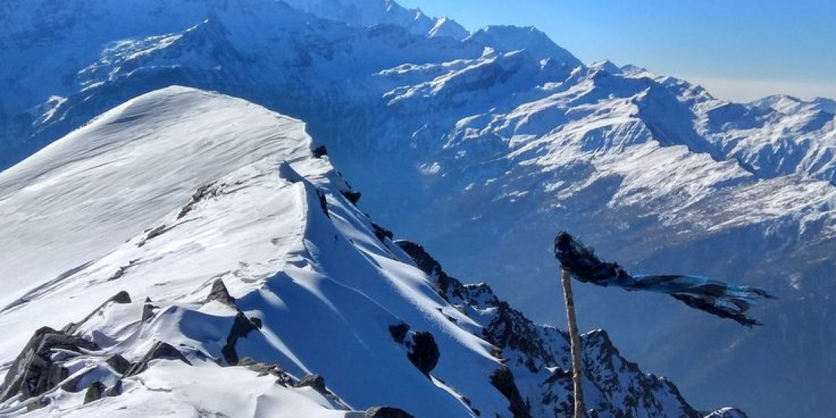 Pangarchulla Trek – Explore the Beauty of the Himalayas